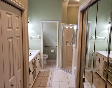250 Saint Lucie Lane - Photo Thumbnail 11