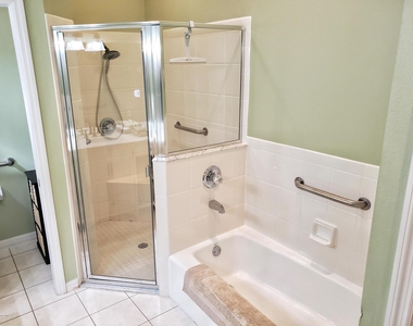 250 Saint Lucie Lane - Photo Thumbnail 12