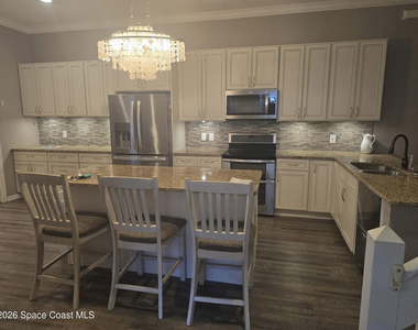 250 Saint Lucie Lane - Photo Thumbnail 27