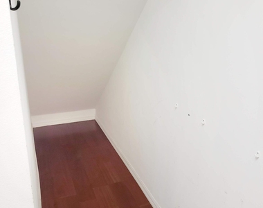 250 Saint Lucie Lane - Photo Thumbnail 16