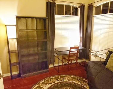 250 Saint Lucie Lane - Photo Thumbnail 20