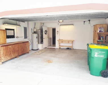 250 Saint Lucie Lane - Photo Thumbnail 5