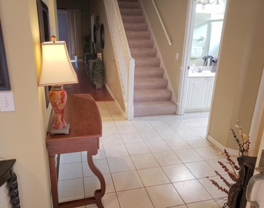 250 Saint Lucie Lane - Photo Thumbnail 6