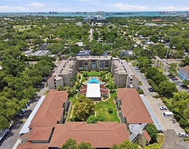 1247 S Martin Luther King Jr Avenue - Photo Thumbnail 25