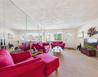2462 Brazilia Drive - Photo Thumbnail 3
