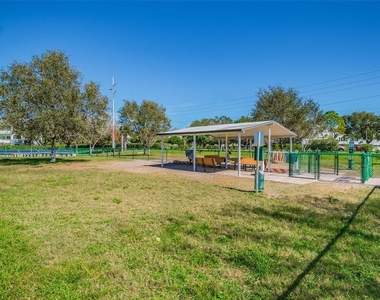 2462 Brazilia Drive - Photo Thumbnail 34