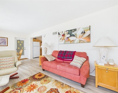 2462 Brazilia Drive - Photo Thumbnail 11