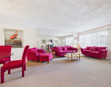 2462 Brazilia Drive - Photo Thumbnail 1
