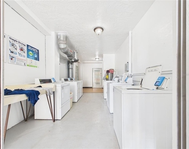 2462 Brazilia Drive - Photo Thumbnail 25