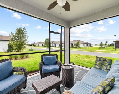 9454 Ballaster Pointe Loop - Photo Thumbnail 31