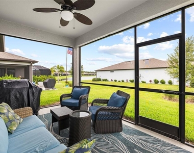 9454 Ballaster Pointe Loop - Photo Thumbnail 32