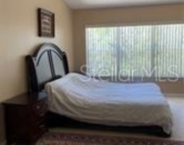 948 Vista Cay Court - Photo Thumbnail 10