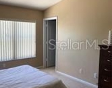 948 Vista Cay Court - Photo Thumbnail 11