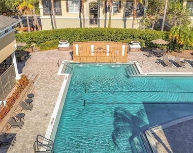 10025 Courtney Palms Boulevard - Photo Thumbnail 2