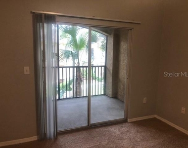 10025 Courtney Palms Boulevard - Photo Thumbnail 14