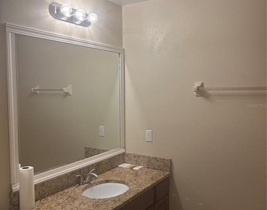 1320 Mountainview - Photo Thumbnail 9