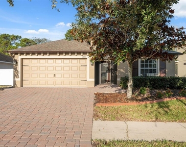 18035 Arbor Crest Drive - Photo Thumbnail 2