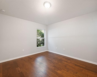 18035 Arbor Crest Drive - Photo Thumbnail 20