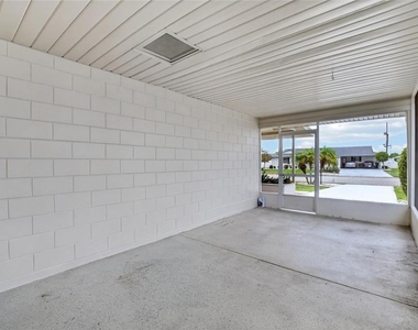 705 Thunderbird Avenue - Photo Thumbnail 44