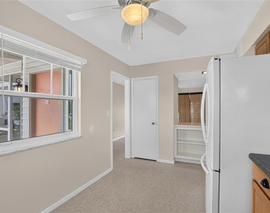705 Thunderbird Avenue - Photo Thumbnail 7