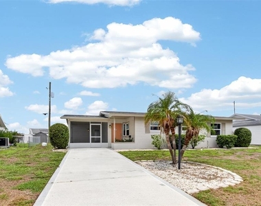 705 Thunderbird Avenue - Photo Thumbnail 49