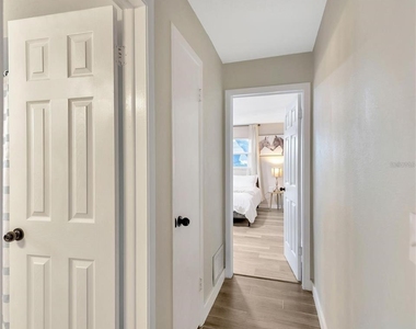 1414 Gulf Road - Photo Thumbnail 18