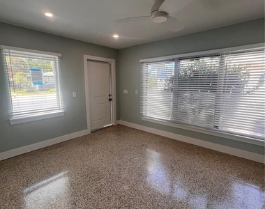 40 82nd Avenue S - Photo Thumbnail 25