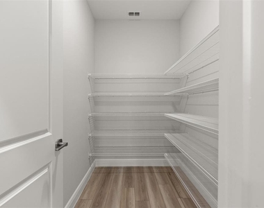 10412 Fieldstone Myrtle Way - Photo Thumbnail 24