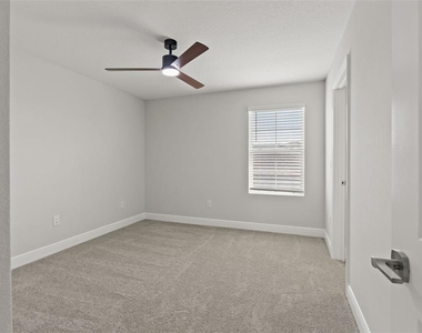 10412 Fieldstone Myrtle Way - Photo Thumbnail 52