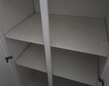 5566 Metrowest Boulevard - Photo Thumbnail 15