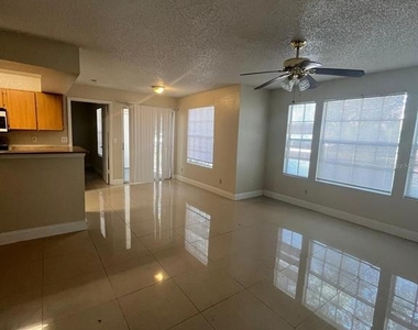 11526 Westwood Boulevard - Photo Thumbnail 6