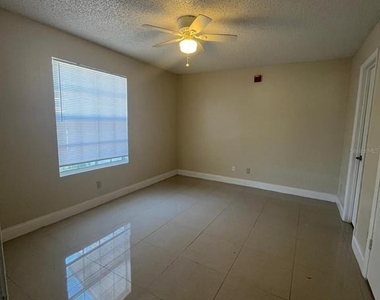 11526 Westwood Boulevard - Photo Thumbnail 11
