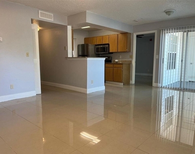 11526 Westwood Boulevard - Photo Thumbnail 2