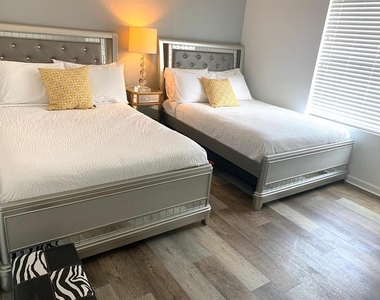 4840 Cayview Avenue - Photo Thumbnail 27