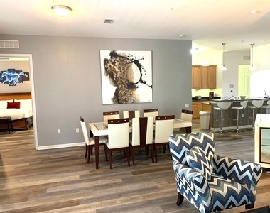 4840 Cayview Avenue - Photo Thumbnail 20