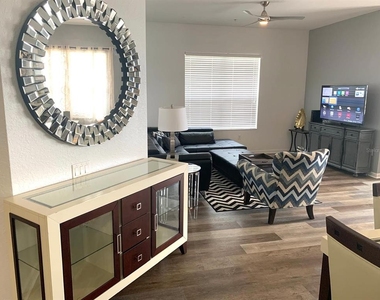4840 Cayview Avenue - Photo Thumbnail 21
