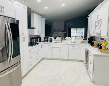 2062 Sue Ellen Court - Photo Thumbnail 4