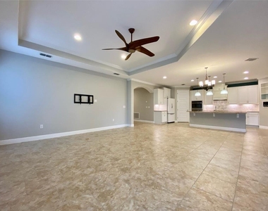 16238 Wind View Lane - Photo Thumbnail 6