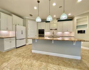 16238 Wind View Lane - Photo Thumbnail 5