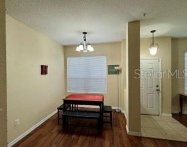 1470 Broken Oak Drive - Photo Thumbnail 10