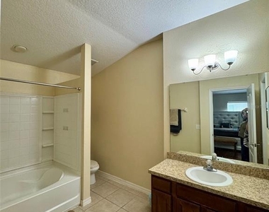 1470 Broken Oak Drive - Photo Thumbnail 41