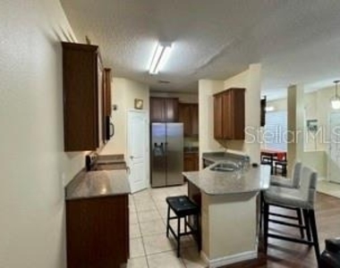 1470 Broken Oak Drive - Photo Thumbnail 13