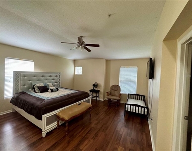 1470 Broken Oak Drive - Photo Thumbnail 35