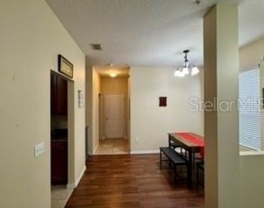 1470 Broken Oak Drive - Photo Thumbnail 11