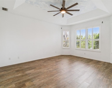 4680 Portage Trail - Photo Thumbnail 18