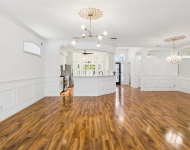 4680 Portage Trail - Photo Thumbnail 7