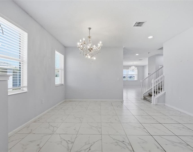 2252 Rush Bay Way - Photo Thumbnail 4