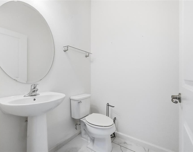2252 Rush Bay Way - Photo Thumbnail 15