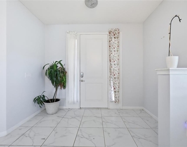 2252 Rush Bay Way - Photo Thumbnail 3