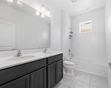 2252 Rush Bay Way - Photo Thumbnail 28